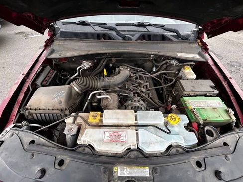 Used 2012 Jeep Liberty Sport image 17