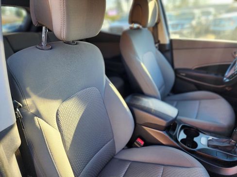 Used 2013 Hyundai Santa Fe Sport image 26