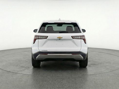 Used 2025 Chevrolet Equinox LT image 7