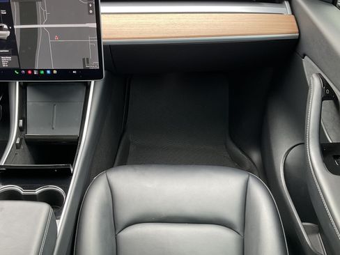 Used 2020 Tesla Model Y Long Range AWD/4WD image 30