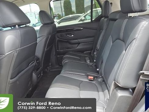 Used 2024 Honda Pilot EX-L image 10