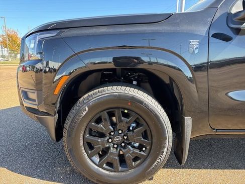New 2026 Nissan Frontier SV image 7