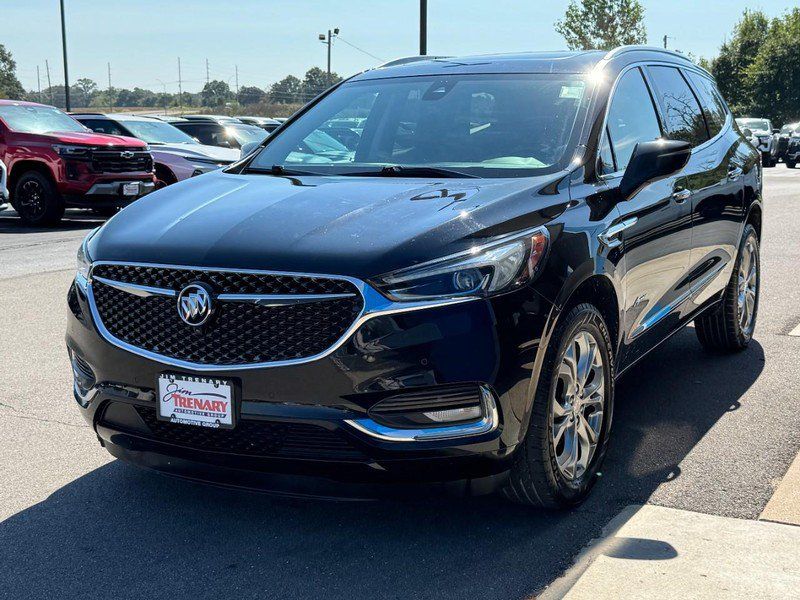 Used 2021 Buick Enclave Avenir w/ Avenir Technology Package AWD/4WD image 8