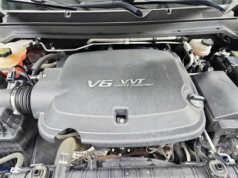 Used 2022 Chevrolet Colorado ZR2 image 17