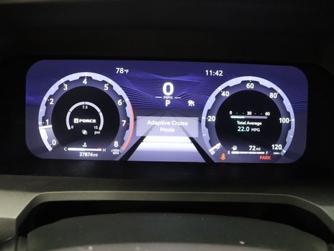 Used 2024 Toyota Tacoma TRD Off-Road image 39