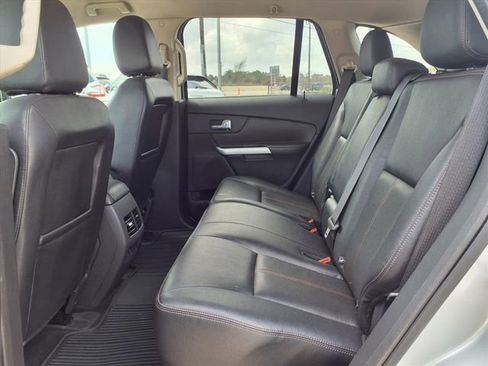 Used 2014 Ford Edge SEL FWD image 9