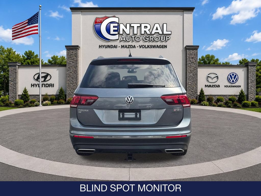 Used 2020 Volkswagen Tiguan SE w/ Panoramic Sunroof Package AWD/4WD image 7