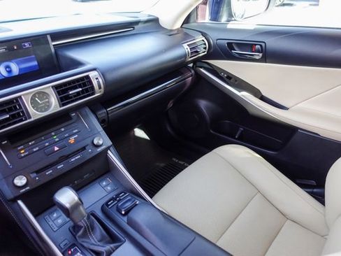 Used 2015 Lexus IS 250 w/ Navigation System Package image 21