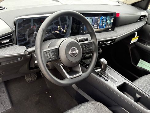 New 2026 Nissan Kicks SV image 13