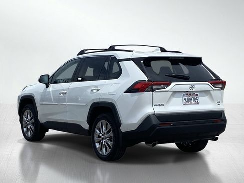 Certified 2023 Toyota RAV4 XLE Premium AWD/4WD image 4