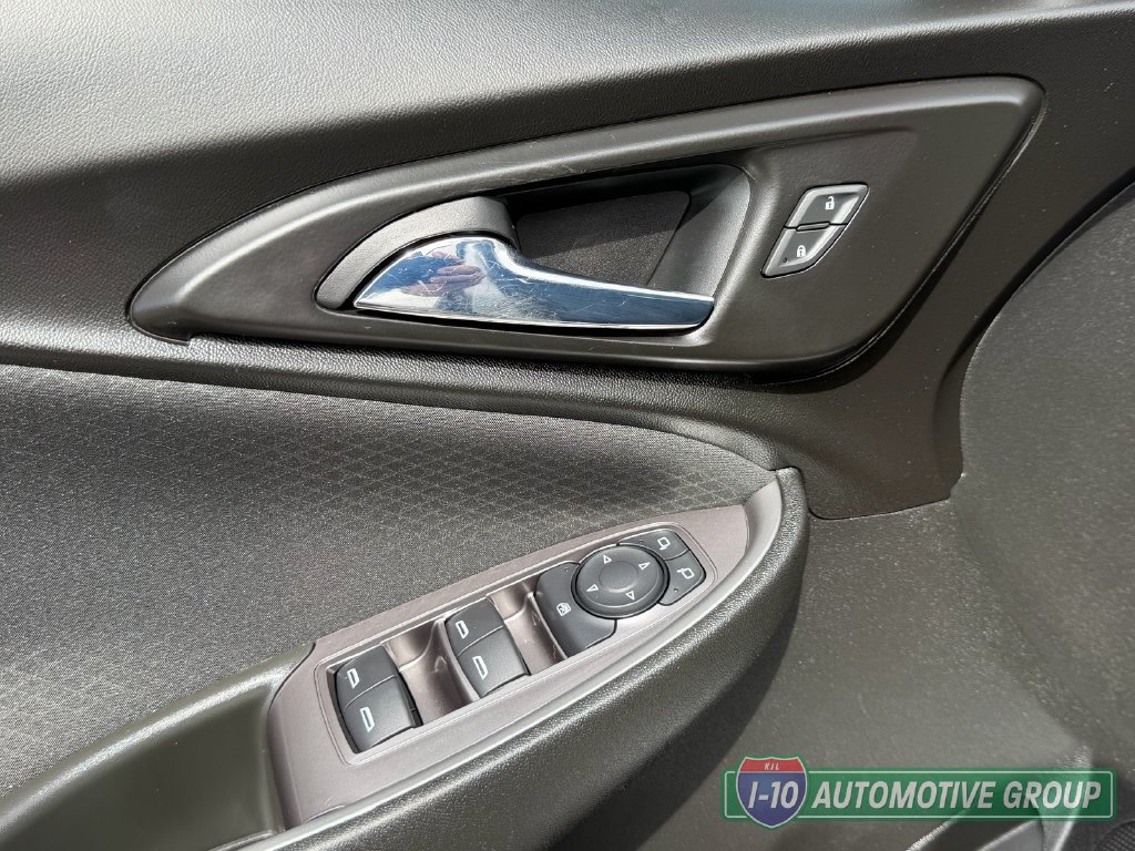 Used 2020 Chevrolet Malibu LS FWD image 25