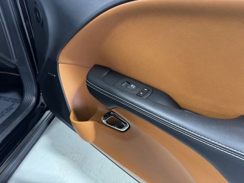 Used 2019 Dodge Challenger SRT Hellcat Redeye image 33