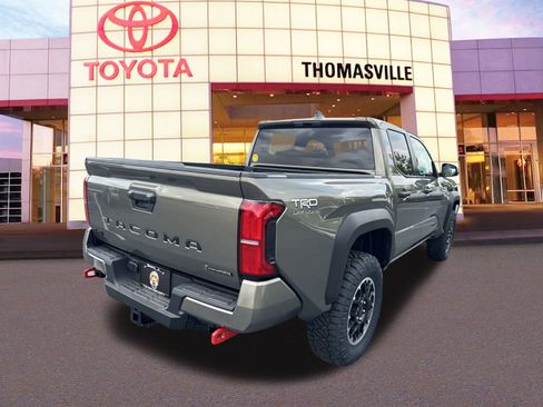 New 2025 Toyota Tacoma TRD Off-Road AWD/4WD image 5