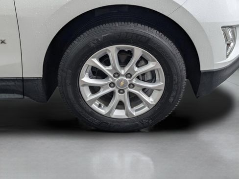 Used 2019 Chevrolet Equinox LS image 10