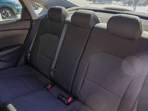 Used 2019 Kia Forte LXS image 28