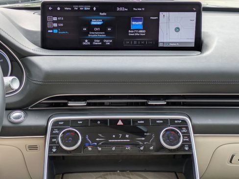 Certified 2024 Genesis GV80 3.5T image 13