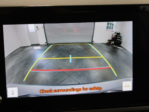 Used 2025 Toyota Camry LE FWD image 33