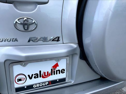 Used 2007 Toyota RAV4 Limited AWD/4WD image 9