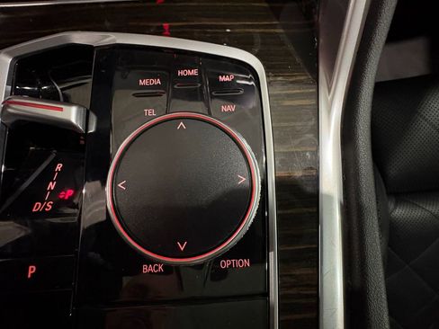 Used 2024 BMW X6 xDrive40i image 26