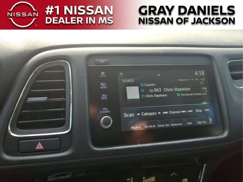 Used 2022 Honda HR-V EX image 16