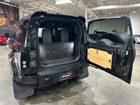 Used 2020 Land Rover Defender 110 X AWD/4WD image 49