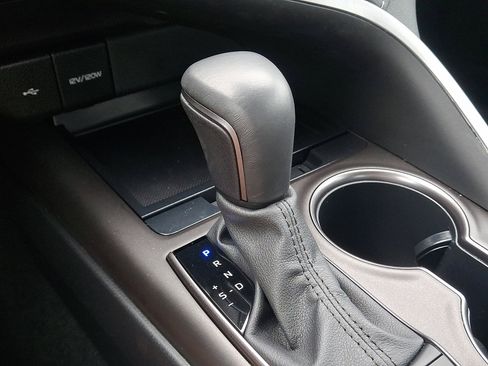 Certified 2024 Toyota Camry SE FWD image 16