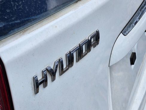 Used 2010 Hyundai Elantra GLS image 7