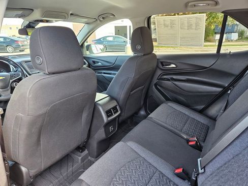 Used 2022 Chevrolet Equinox LT image 25