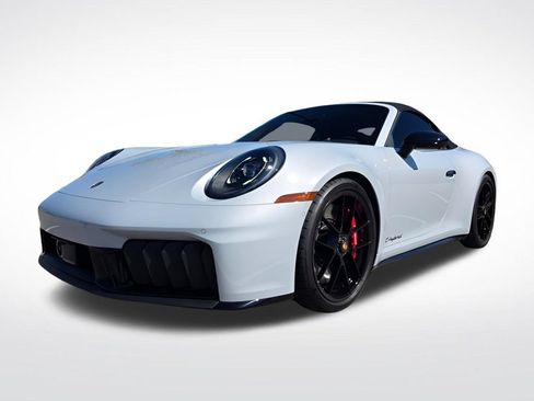 Used 2026 Porsche 911 Carrera GTS RWD image 11