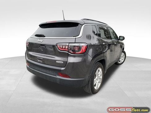 Certified 2022 Jeep Compass Latitude image 3