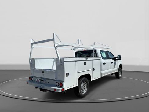 New 2026 Ford F350 XL w/ XL Chrome Package AWD/4WD image 4