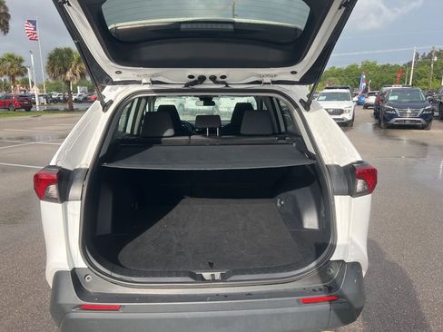 Used 2025 Toyota RAV4 XLE image 11