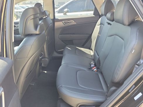 New 2026 Kia Sportage EX image 16