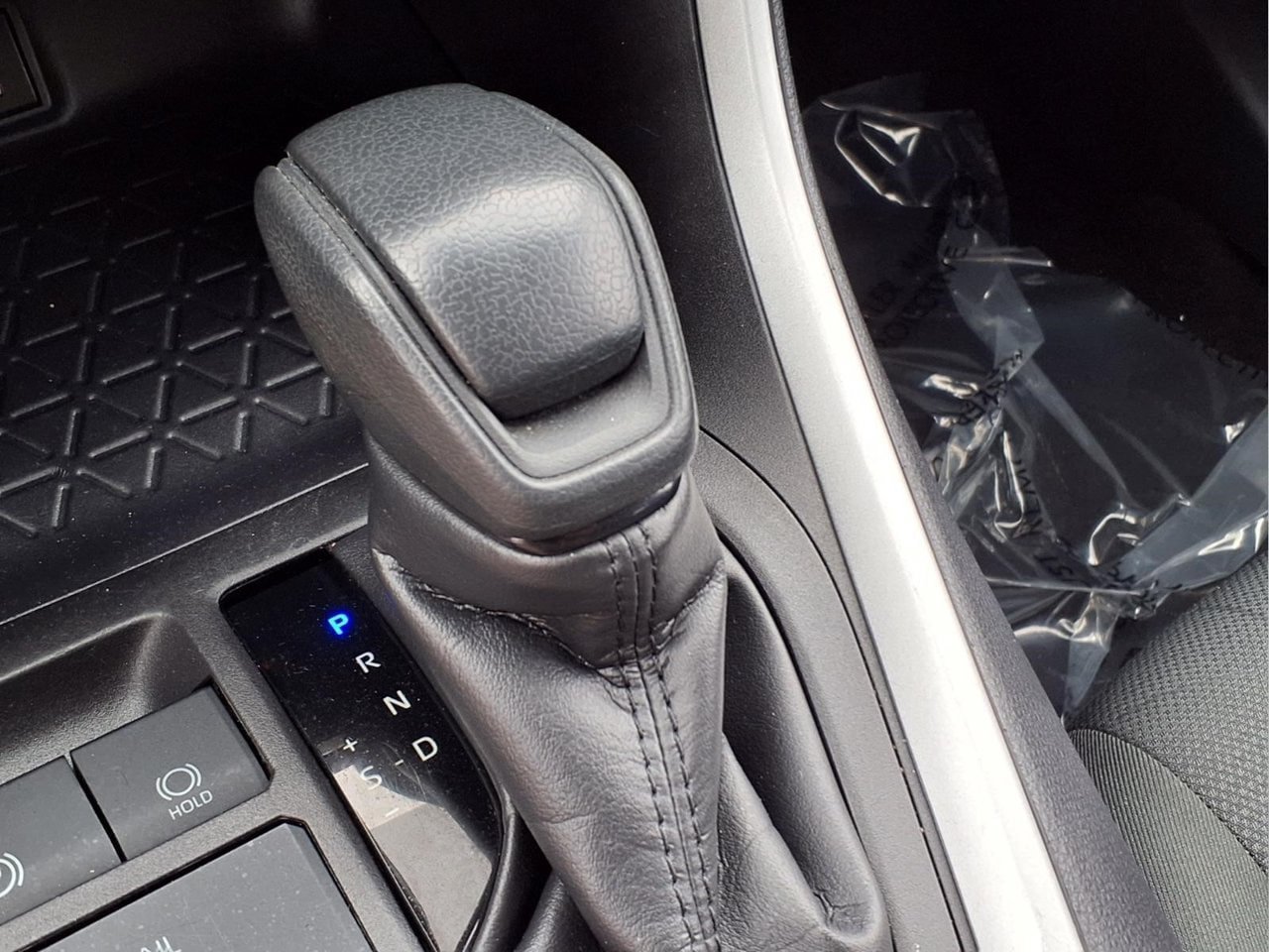 Used 2025 Toyota RAV4 XLE AWD/4WD image 20