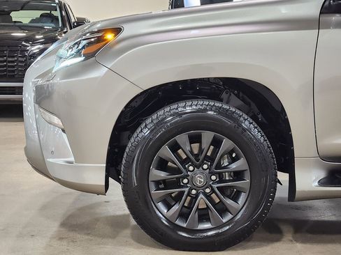Used 2023 Lexus GX 460 Premium image 6