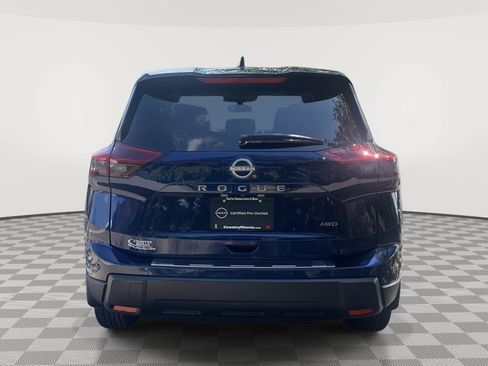 Used 2025 Nissan Rogue SV AWD/4WD image 4