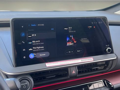 Certified 2024 Toyota Prius Prime FWD image 21