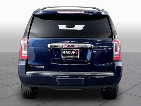 Certified 2020 GMC Yukon Denali w/ Denali Premium Package AWD/4WD image 5