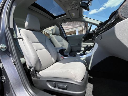 Used 2017 Honda Accord EX-L image 14