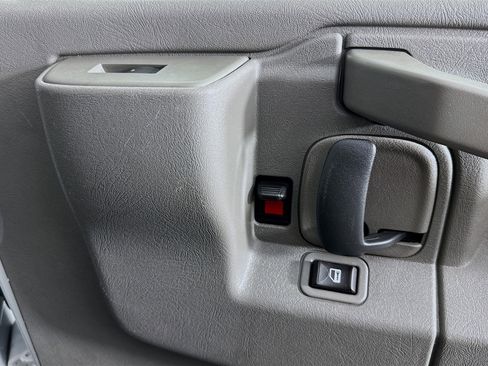 Used 2019 Chevrolet Express 2500 w/ Safety Package image 33