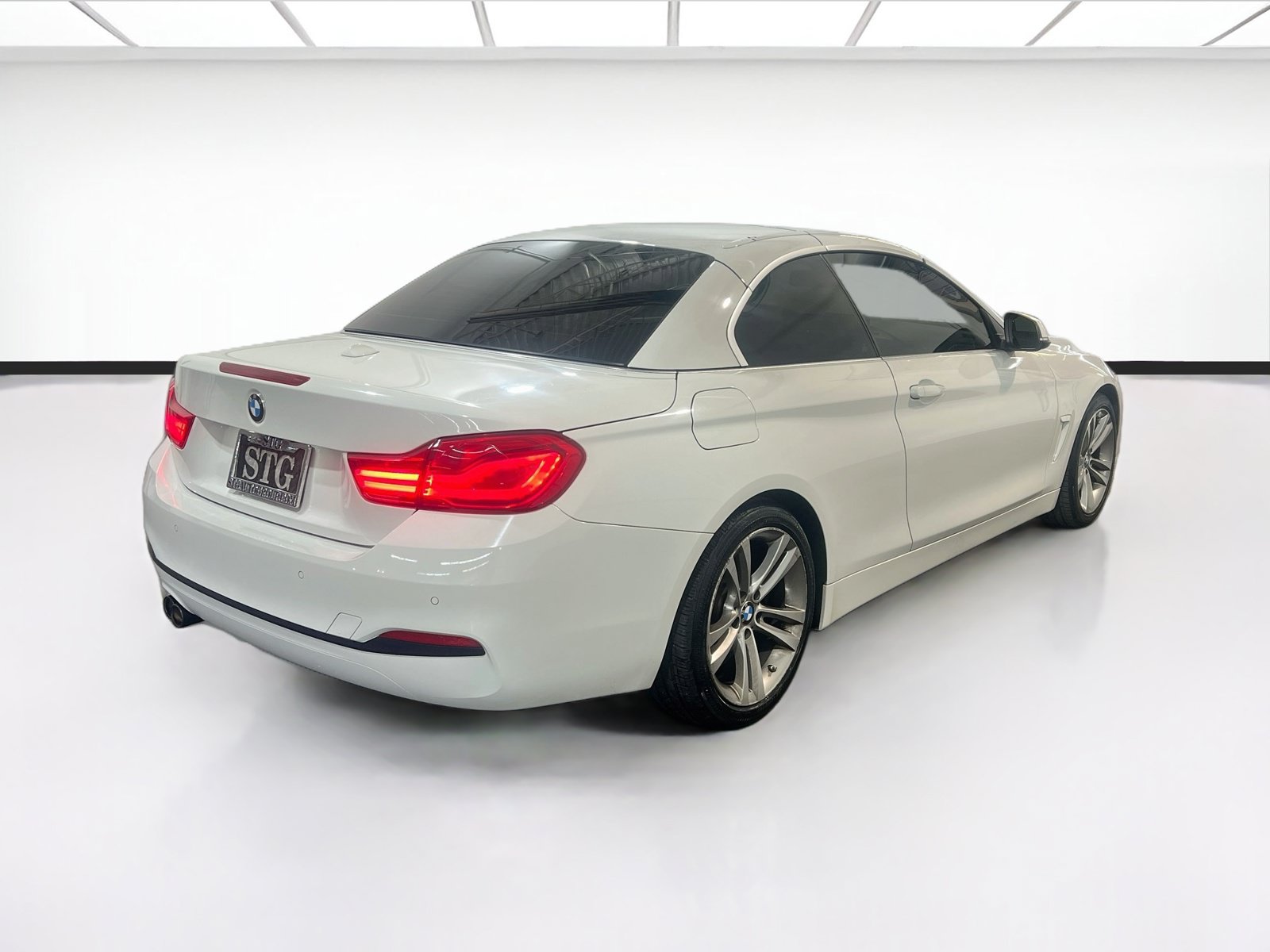 Used 2019 BMW 430i Convertible RWD image 4