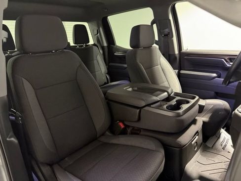 Used 2023 Chevrolet Silverado 1500 LT w/ LPO, Liner Protection Package AWD/4WD image 28