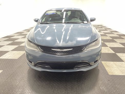 Used 2015 Chrysler 200 S image 7