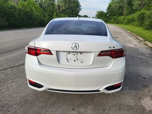 Used 2016 Acura ILX FWD image 5