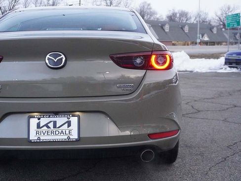 Used 2024 MAZDA MAZDA3 s image 16