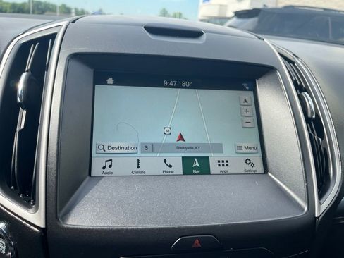 Used 2018 Ford Edge SEL w/ Equipment Group 201A AWD/4WD image 21