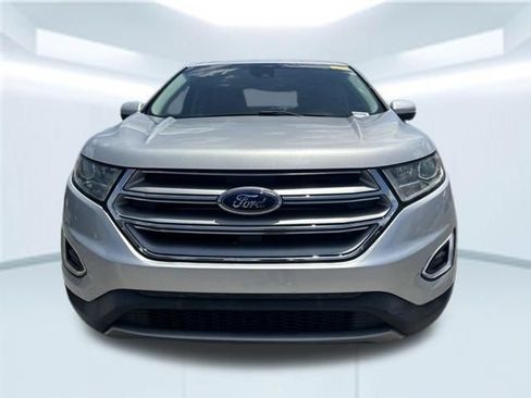 Used 2018 Ford Edge SEL w/ Ford Safe & Smart Package FWD image 2