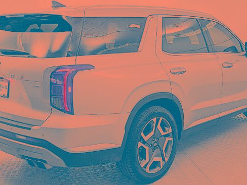 Used 2024 Hyundai Palisade SEL w/ Premium Package AWD/4WD image 3