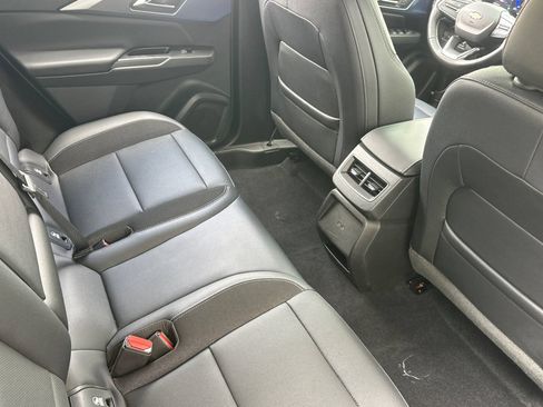 Used 2024 Chevrolet Equinox EV LT AWD/4WD image 19