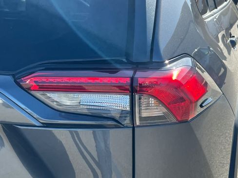 Used 2022 Toyota RAV4 XLE Premium FWD image 18